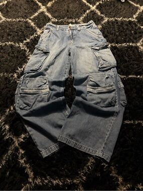 Women’s Light Forever 21 Blue Cargo Jeans - Relaxed Fit